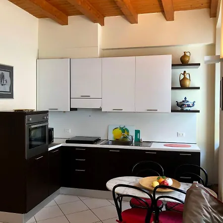 Apartman Antico Rodari Historic Center By Logicasa *